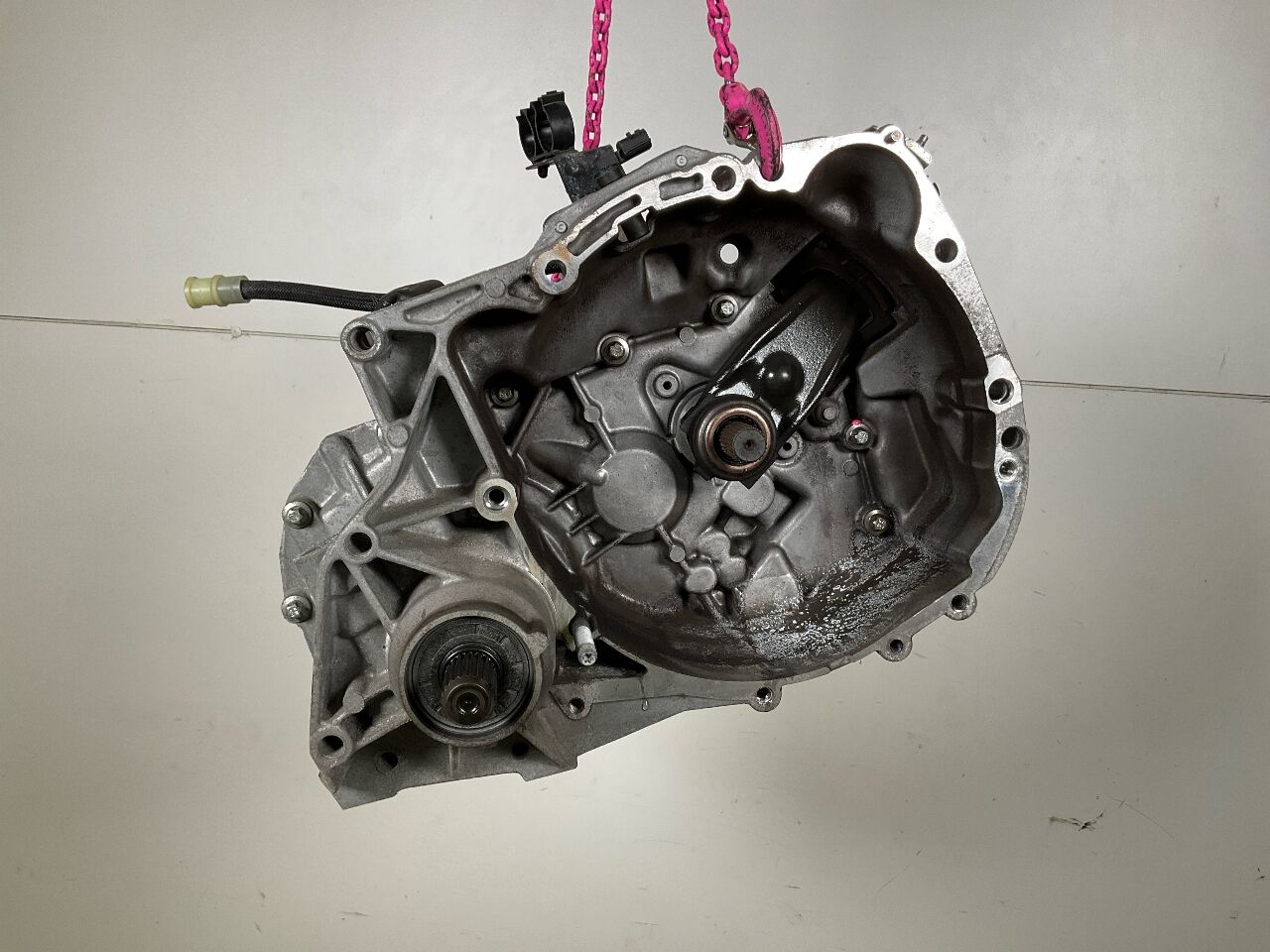 Schaltgetriebe DACIA Sandero II (SD) 1.2  55 kW  75 PS (10.2012-> )