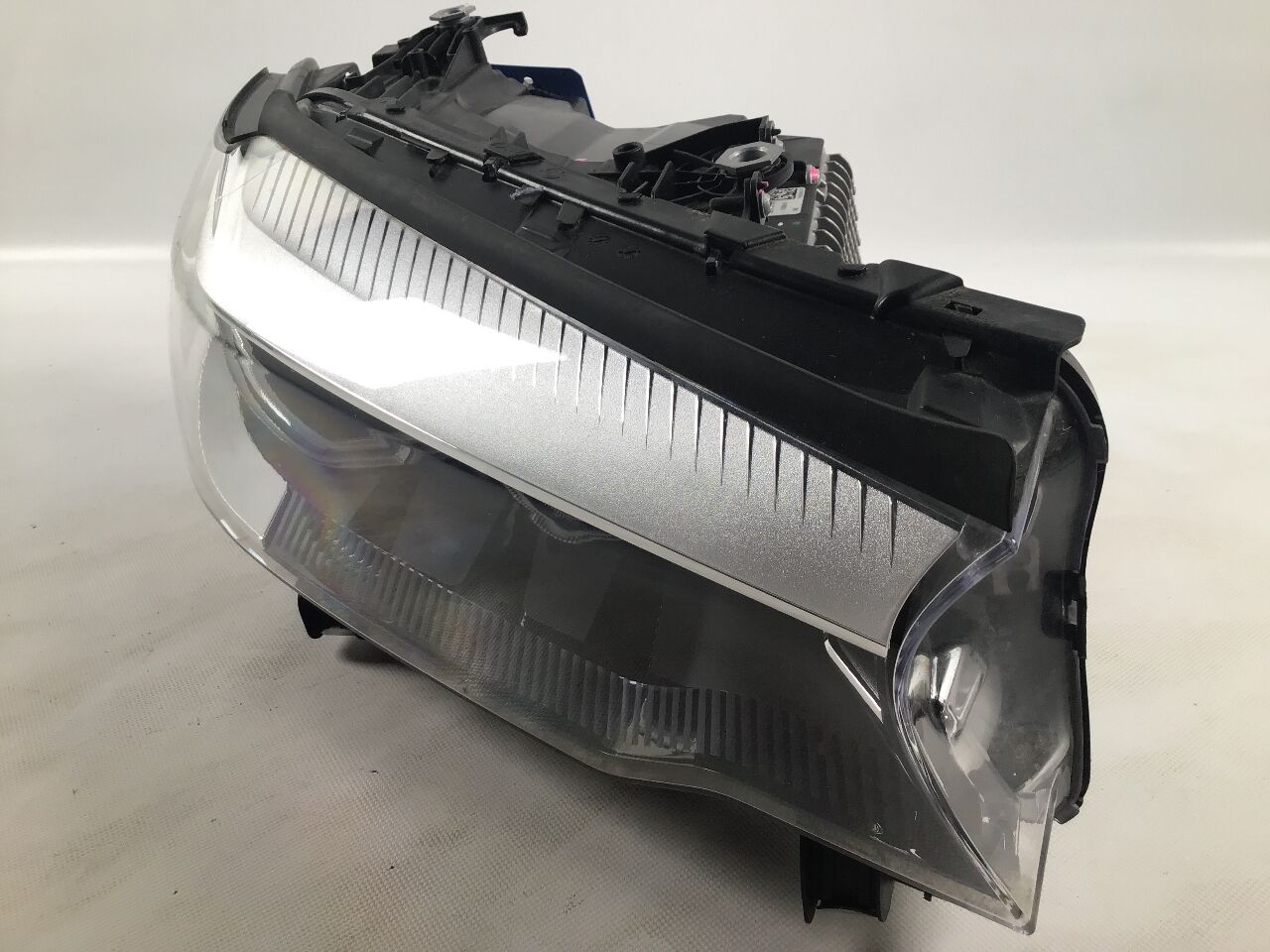 Headlight right BMW 5er Touring (G31) 520i  135 kW  184 PS (07.2017-> )