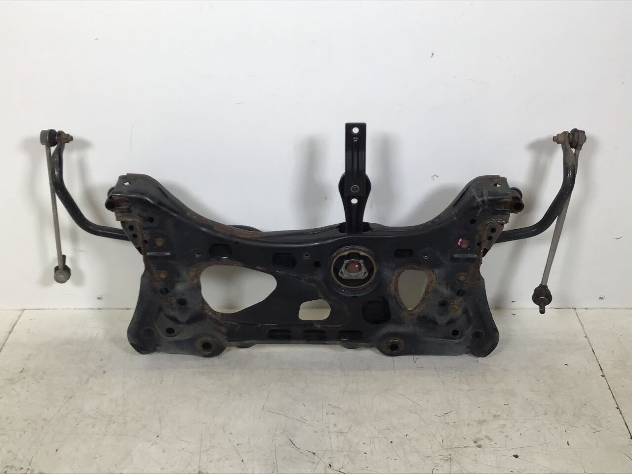 Front axle carrier SEAT Leon (5F) 1.4 TSI  90 kW  122 PS (11.2012-> )