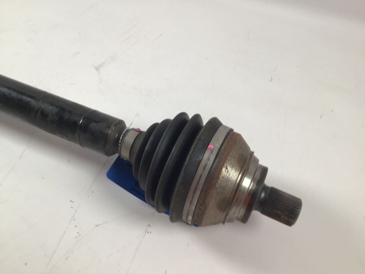 Drive shaft right front VW Passat B8 (3G) 2.0 TDI  110 kW  150 PS (11.2014-> )