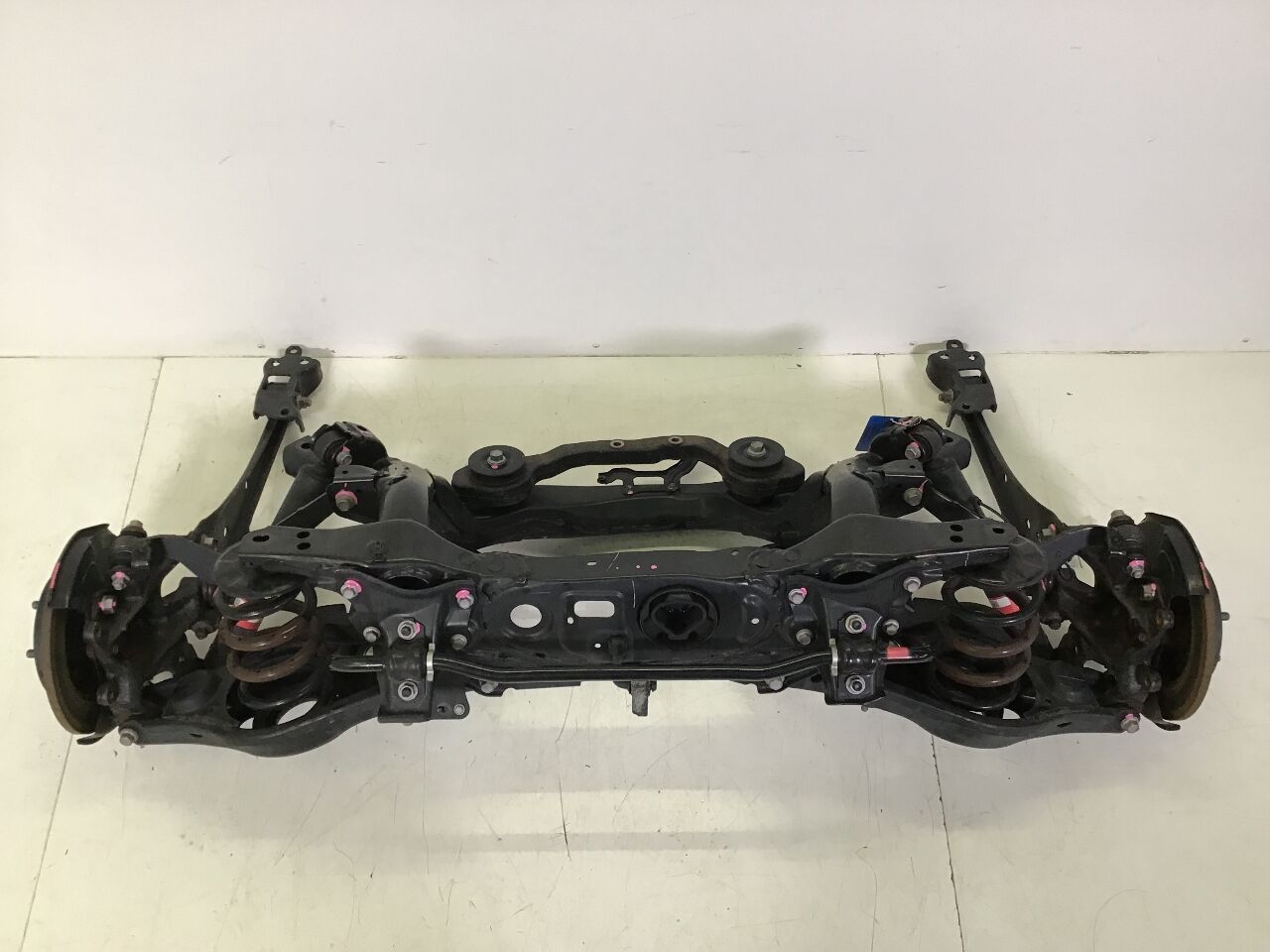 Rear axle LEXUS NX 300h 114 kW 155 PS (07.2014-> ) | 67281