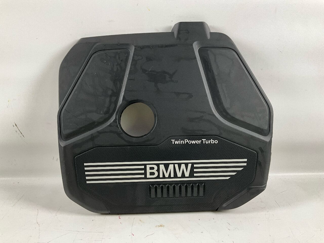 Motorabdeckung BMW 1er (F40) 118i  100 kW  136 PS (11.2020-> )
