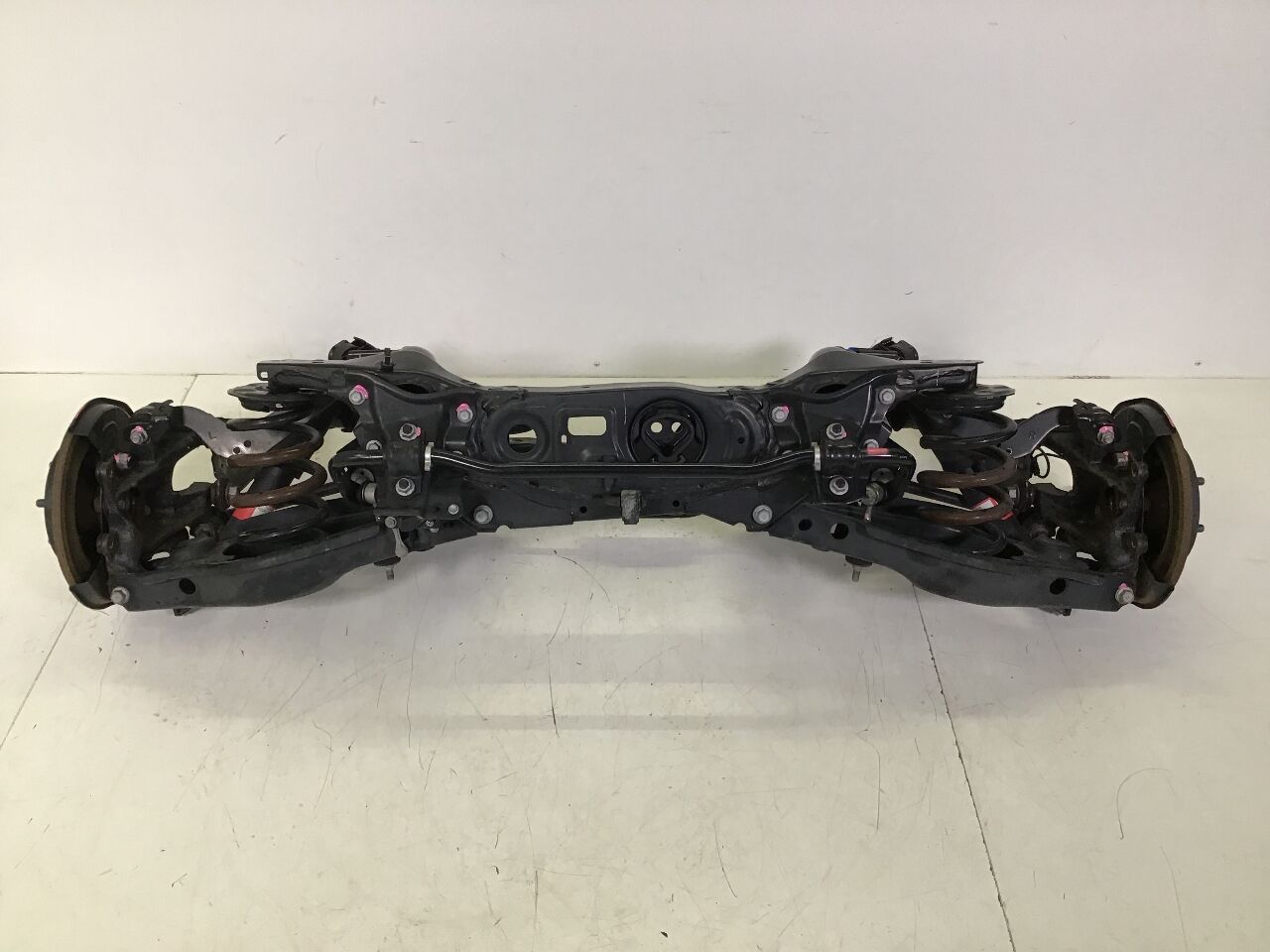 Rear axle LEXUS NX 300h 114 kW 155 PS (07.2014-> ) | 67281