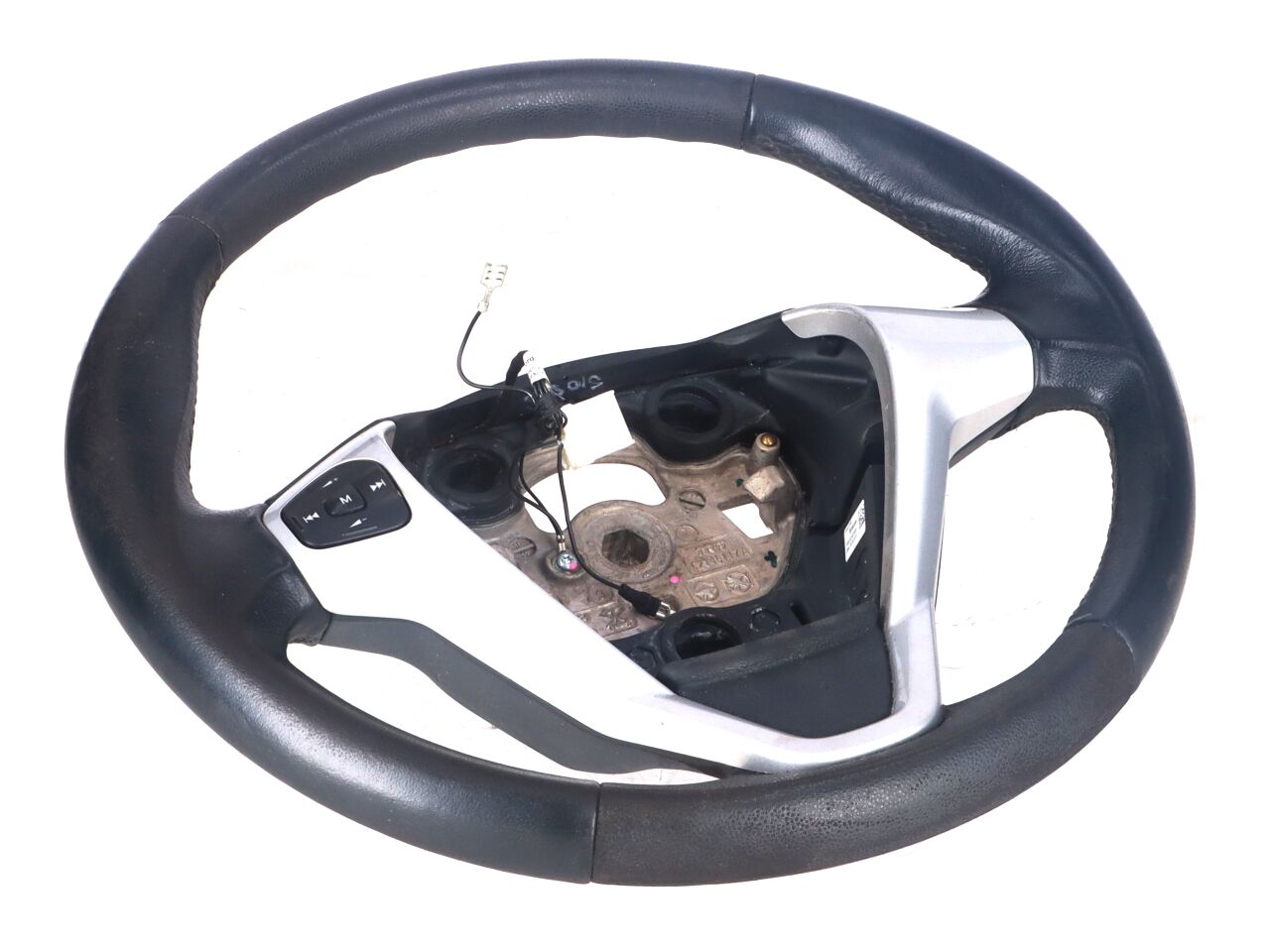 Steering wheel FORD Fiesta VI (CB1, CCN) 1.6 TDCi  70 kW  95 PS (02.2010-> )