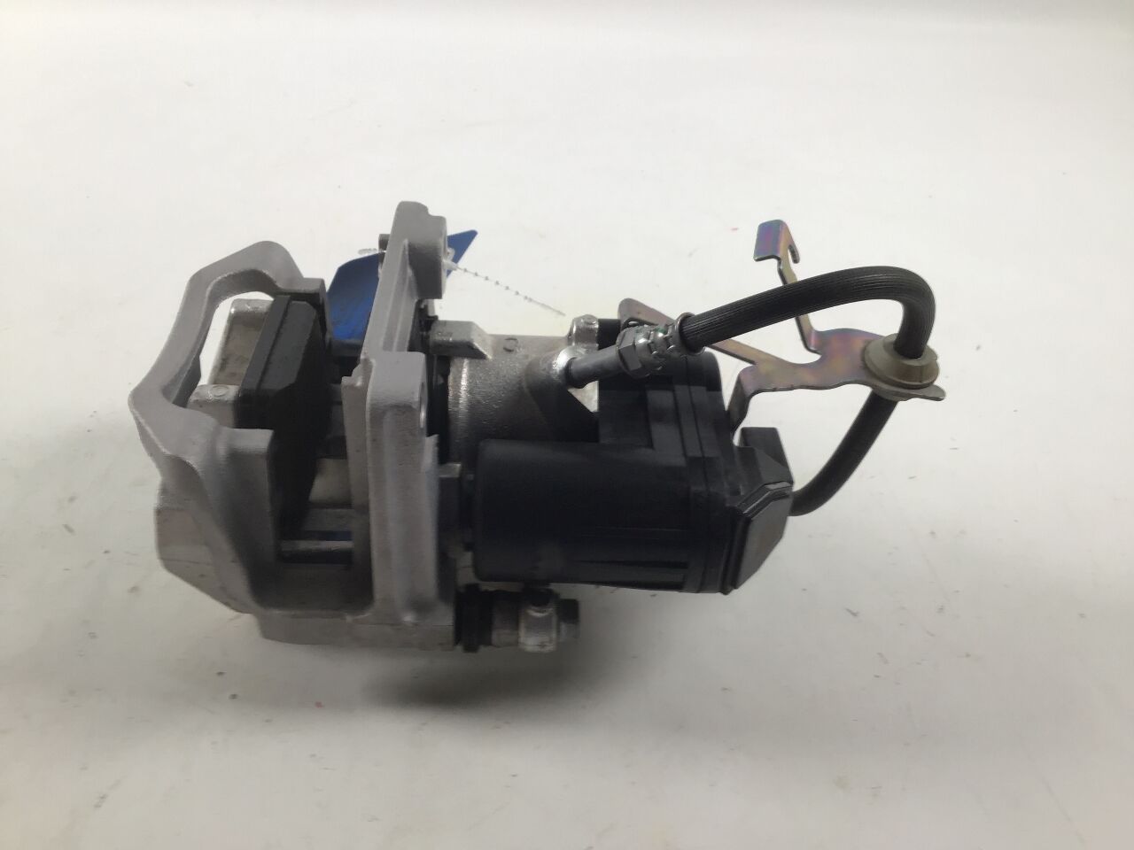 Brake caliper left rear TOYOTA Supra (DB) 2.0  190 kW  258 PS (06.2019-> )