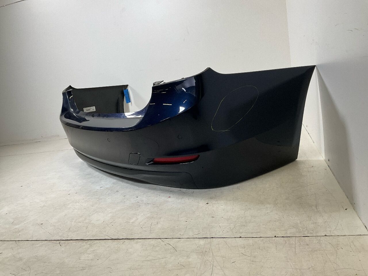 Stoßstange hinten BMW 3er (F30, F80) 320i  135 kW  184 PS (03.2012-10.2018)