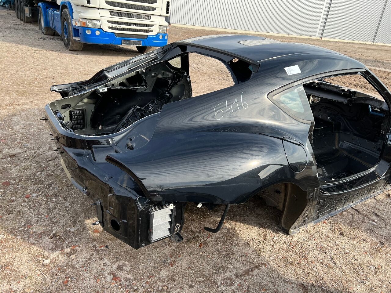 Zijwand / Paneel  rechts achter TOYOTA Supra (DB) 3.0 GR  250 kW  340 PS (03.2019-> )