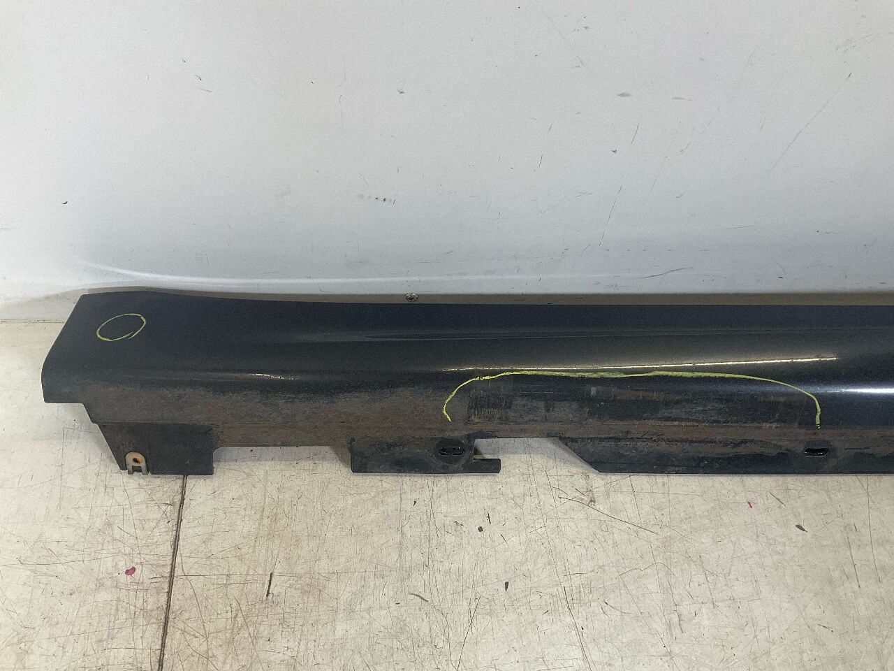 Panelling sill board left BMW 5er (G30, F90) 530d  195 kW  265 PS (09.2016-> )