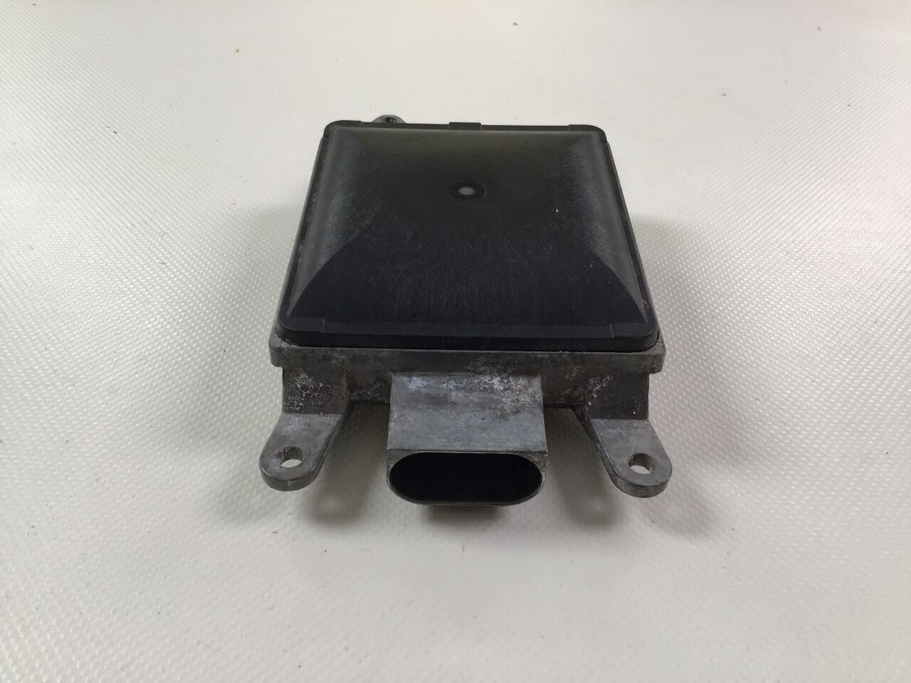 Radar sensor BMW X5 (F15, F85) M  423 kW  575 PS (12.2014-07.2018)