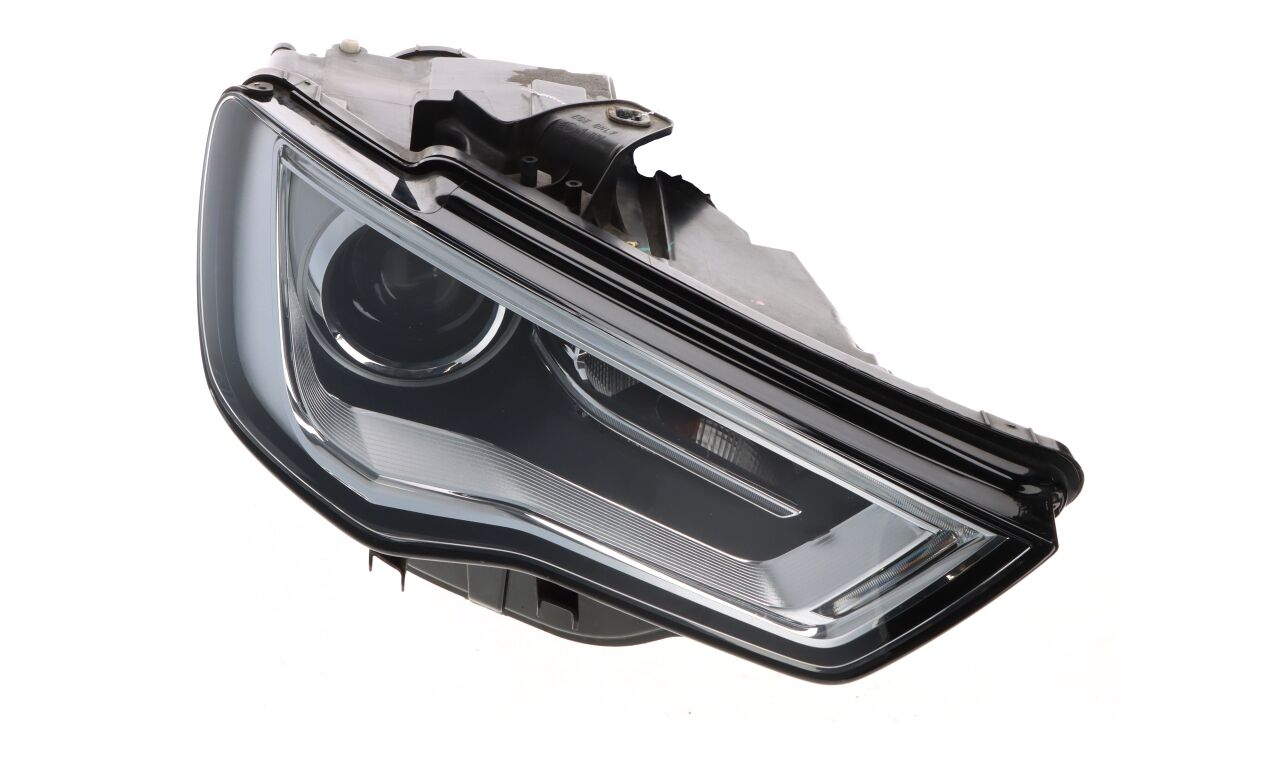 Headlight right AUDI A3 (8V) 1.4 TFSI  103 kW  140 PS (03.2013-> )