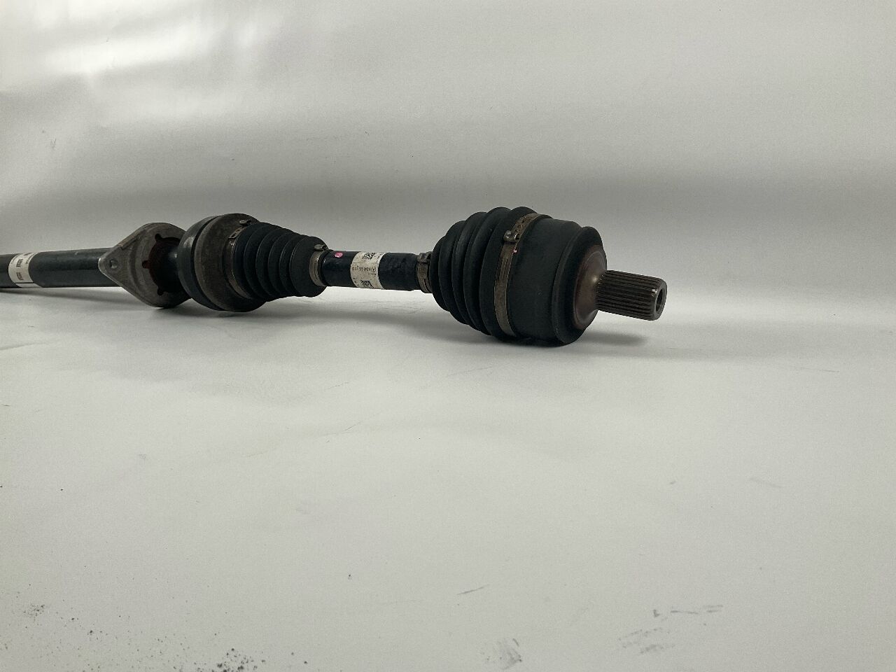 Drive shaft left front MERCEDES-BENZ GLA-Klasse (X156) GLA 180  90 kW  122 PS (02.2015-> )