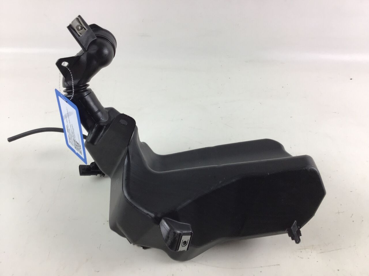 Windshield washer fluid reservoir TESLA Model 3 (5YJ3) EV Performance Allrad  340 kW  462 PS (06.2018-> )