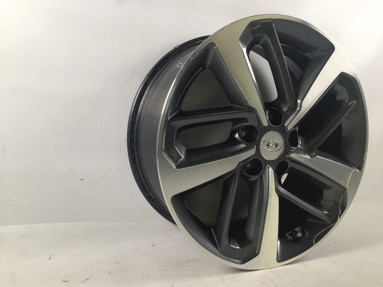 Alloy rim HYUNDAI Kona I (OS, OSE, OSI) 1.0 T-GDI  88 kW  120 PS (07.2017-> )