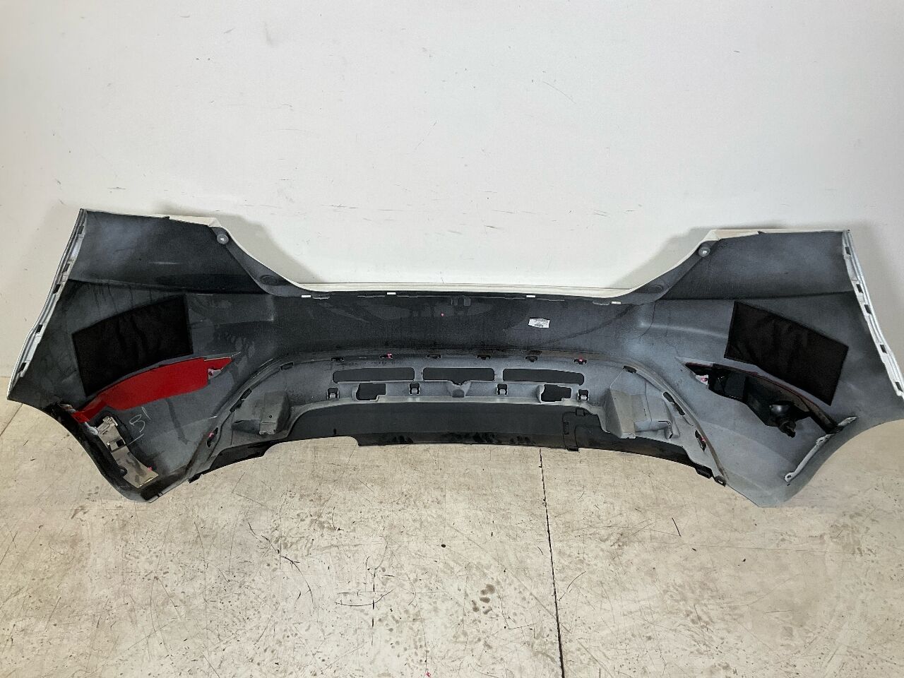 Bumper rear FORD Fiesta VI (CB1, CCN) 1.5 TDCi  55 kW  75 PS (09.2012-> )