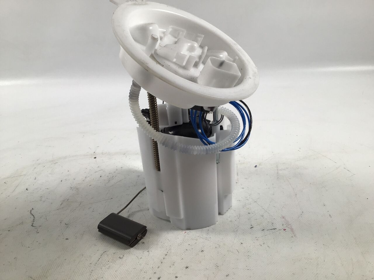 Fuel pump BMW 1er (F40) 118i  103 kW  140 PS (07.2019-> )