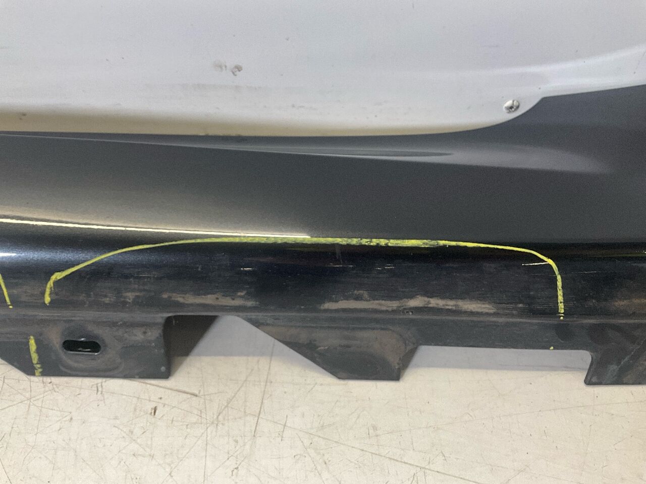 Panelling sill board left BMW 5er (G30, F90) 530d  195 kW  265 PS (09.2016-> )