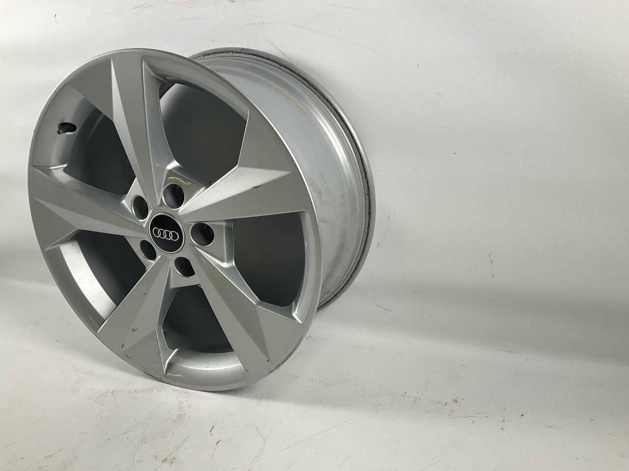 Velg aluminium AUDI A3 Sportback (8Y) 35 TFSI  110 kW  150 PS (11.2019-> )